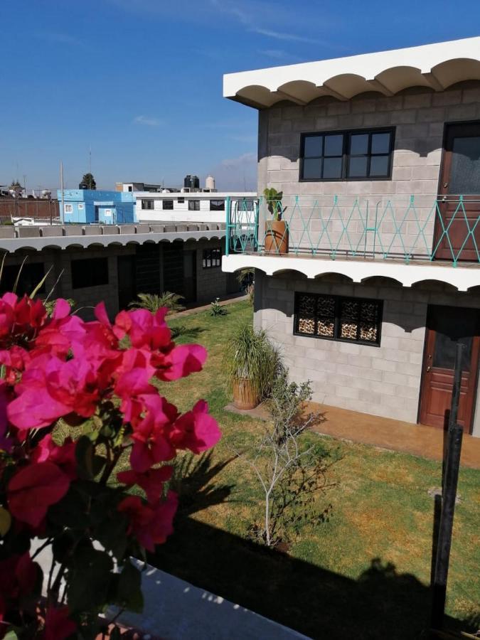 Cálido Cosmos Hotel Cholula Esterno foto